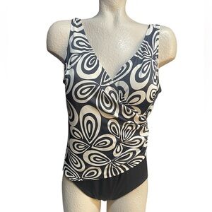 Women’s Longitude one piece, black & white, size 12